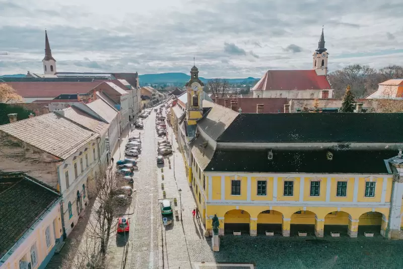 Változik Bánhidy András képviselő fogadóórája