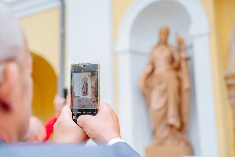 Ünnepélyes keretek közt átadták a felújított Városházát